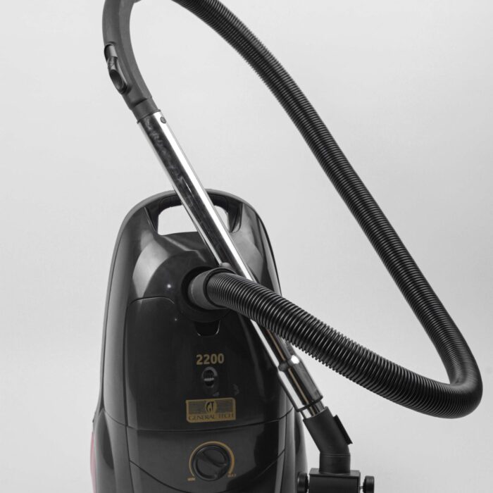 3 Turbo Vacuum Cleaner 2000Watt C7